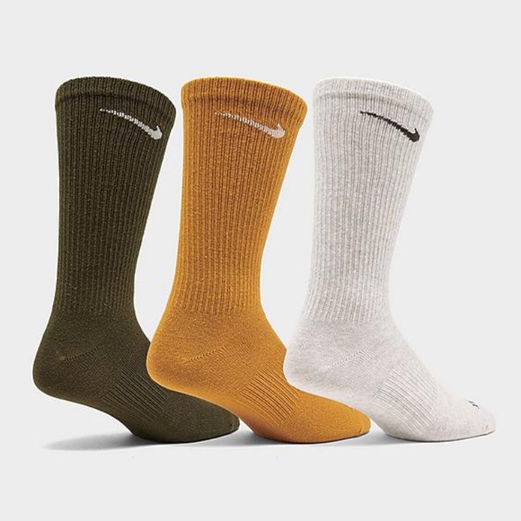 Nike Everyday Plus Lightweight 3-Pack Crew Socks - Picture 2 of 10